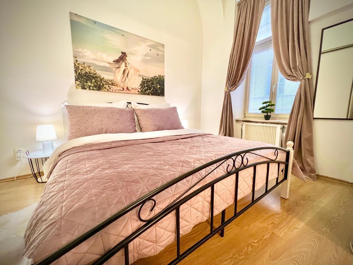 Elegant Apartment In Košice Εξωτερικό φωτογραφία